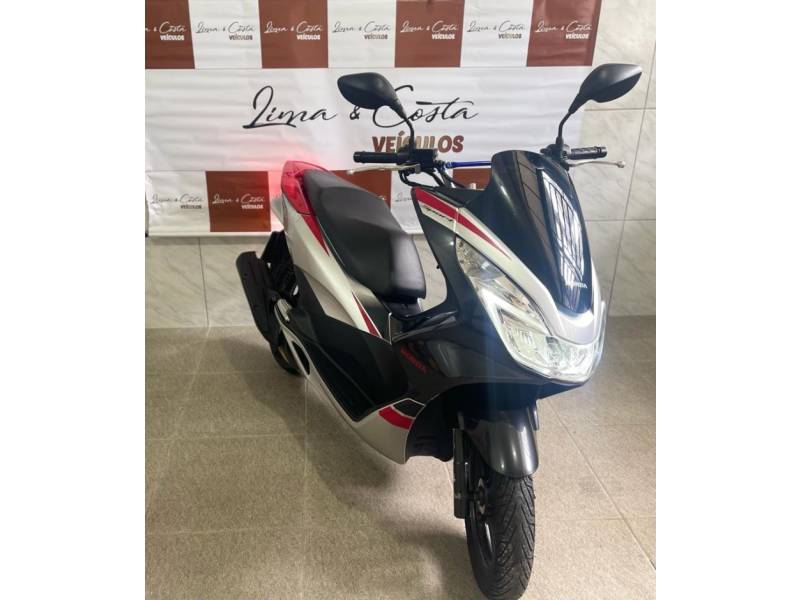 HONDA - PCX - 2017/2018 - Cinza - R$ 14.900,00