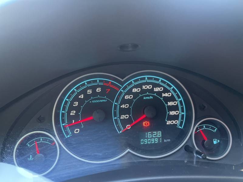 CHEVROLET - CELTA - 2014/2015 - Vermelha - R$ 37.900,00