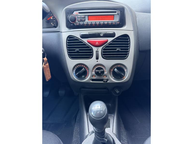FIAT - PALIO - 2012/2012 - Branca - R$ 32.900,00