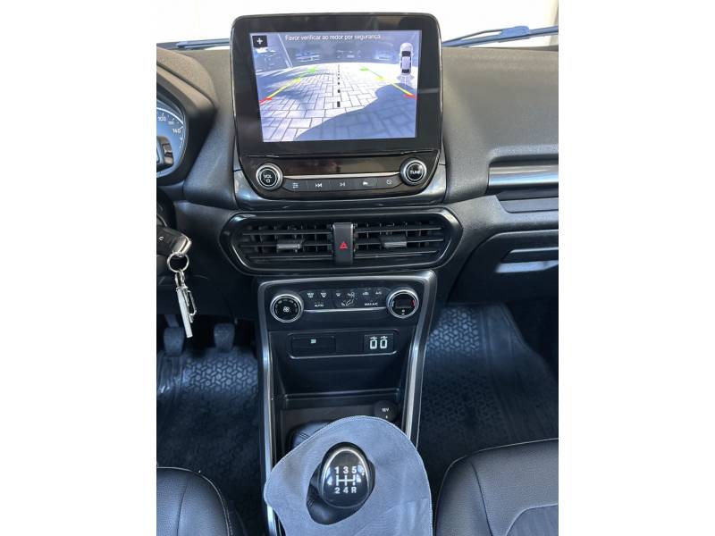FORD - ECOSPORT - 2017/2018 - Branca - R$ 72.900,00