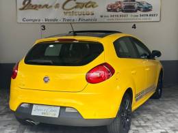 FIAT - BRAVO - 2013/2014 - Amarela - R$ 58.900,00