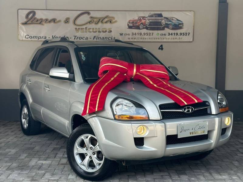 HYUNDAI - TUCSON - 2012/2013 - Prata - R$ 47.900,00