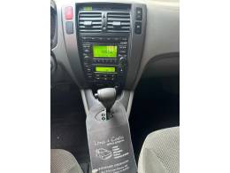 HYUNDAI - TUCSON - 2012/2013 - Prata - R$ 47.900,00