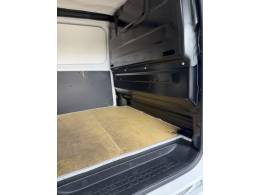 PEUGEOT - EXPERT - 2023/2024 - Branca - R$ 162.000,00