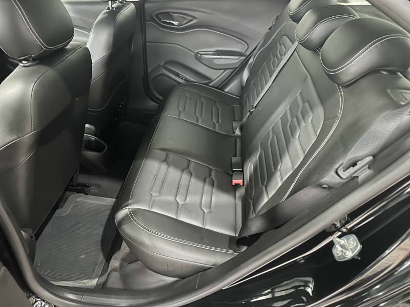 CHEVROLET - ONIX - 2018/2019 - Preta - R$ 66.900,00