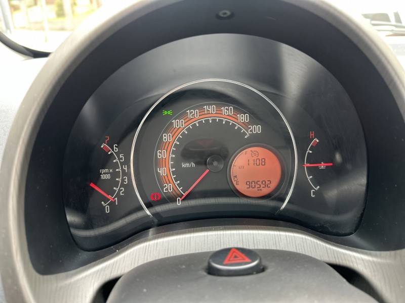 FIAT - UNO - 2014/2014 - Prata - R$ 37.900,00